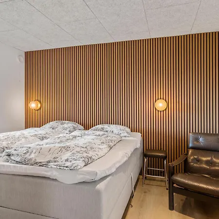 2 Bedroom Awesome In *